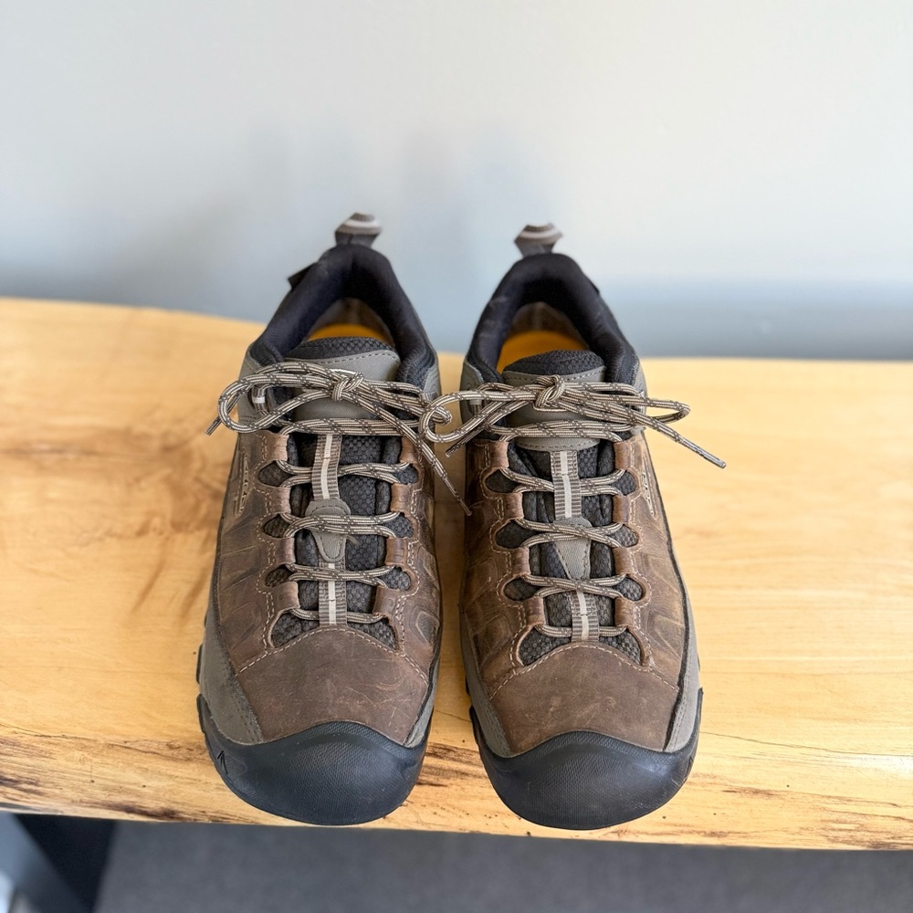 Men’s Keen waterproof hiking shoes